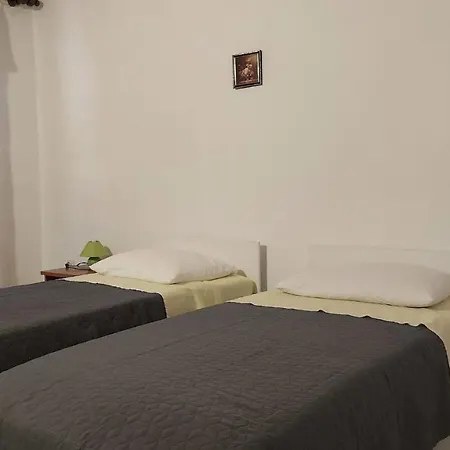 Apartamento With Parking Space Mrljane, Pasman - 20850